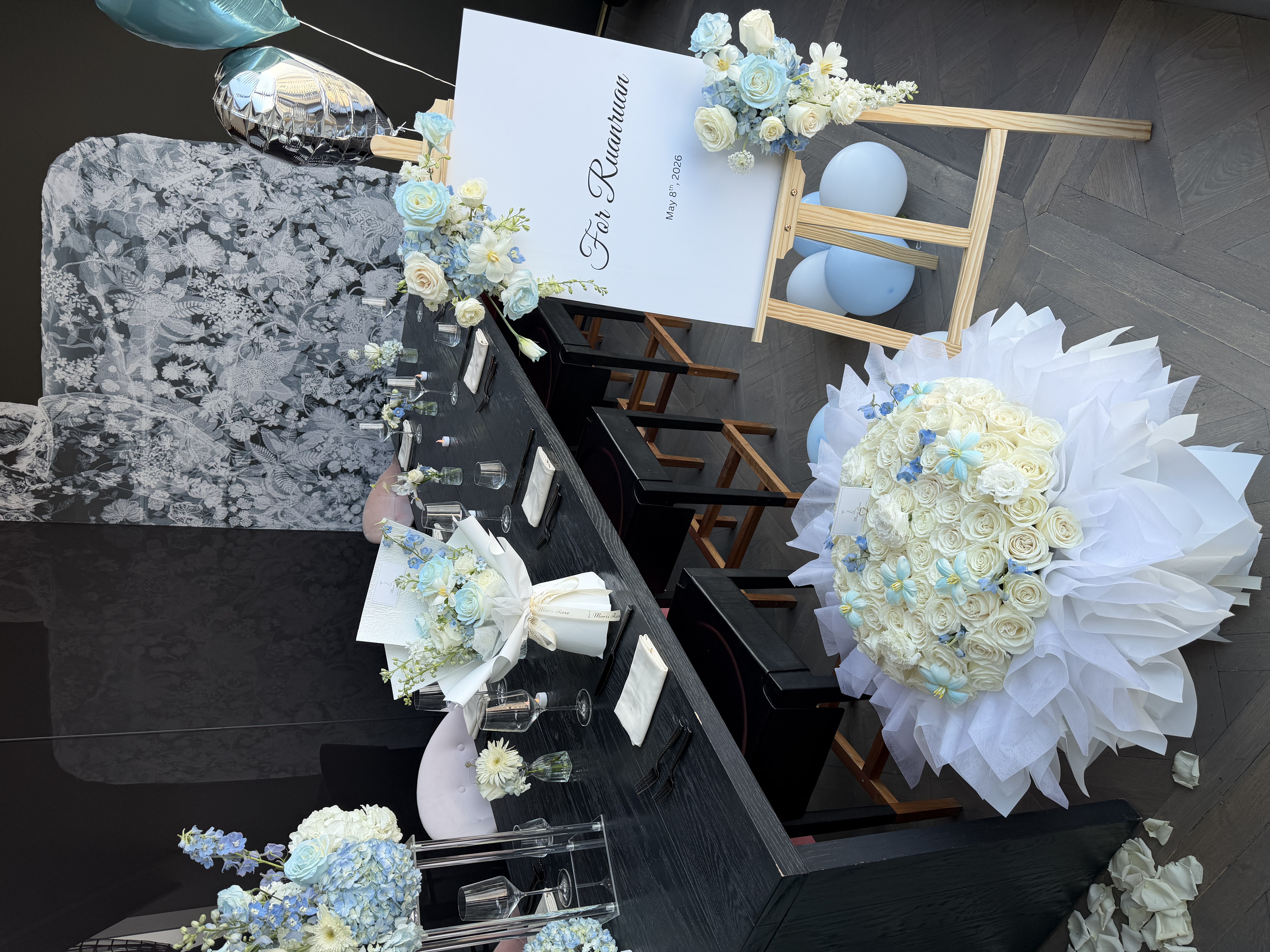Shattered Ice Blue Floral Decor
