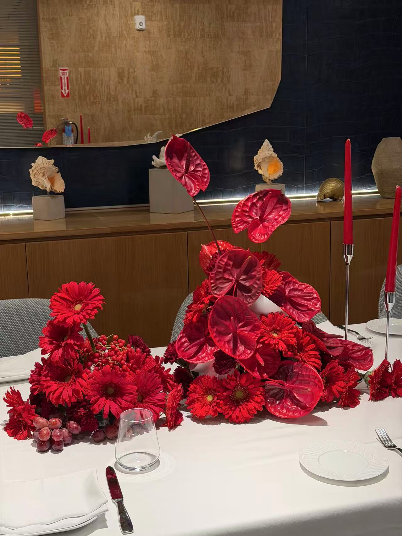 ROUGE AFFAIR|LUXURY TABLESCAPE