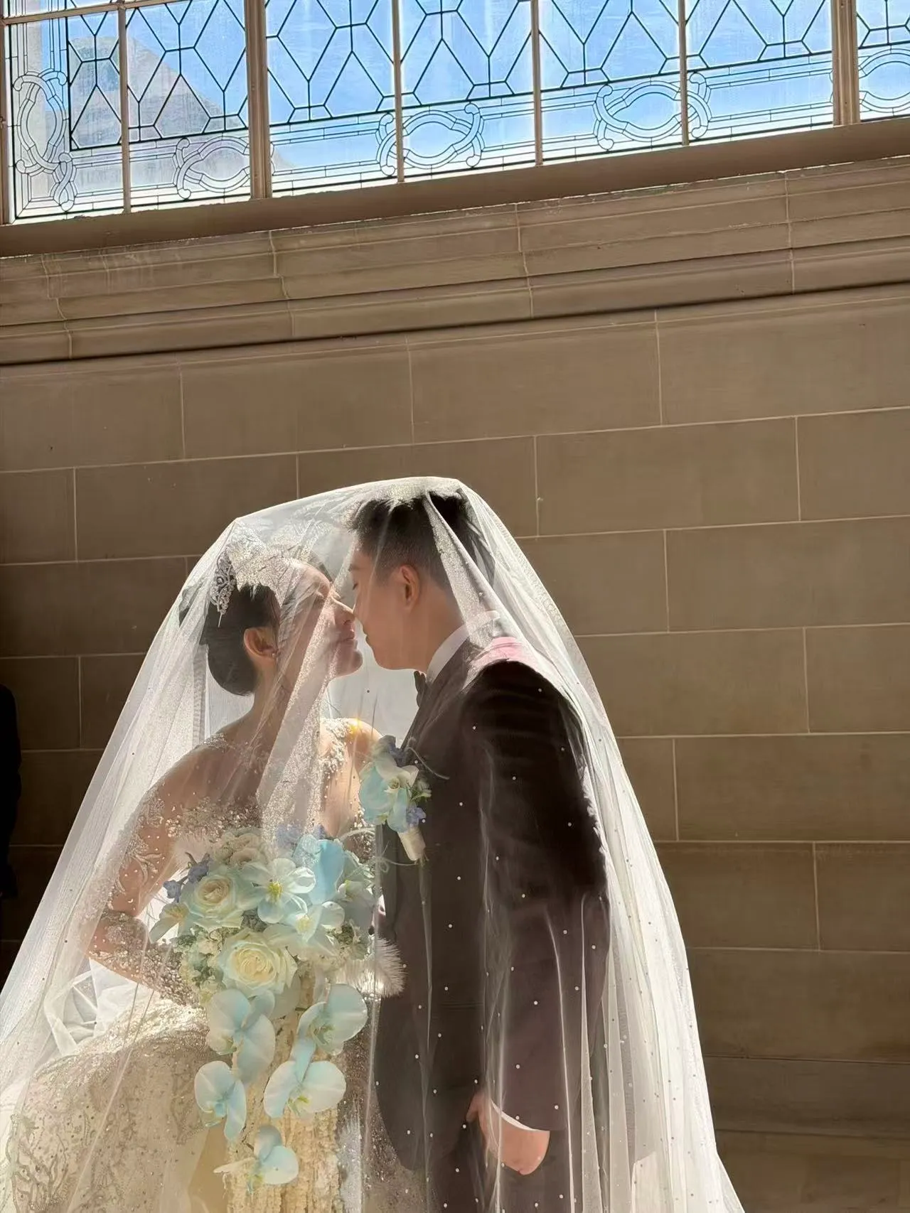 Crushed Ice Blue Teardrop Bridal Bouquet（Crushed Ice Blue Teardrop Bridal Bouquet）