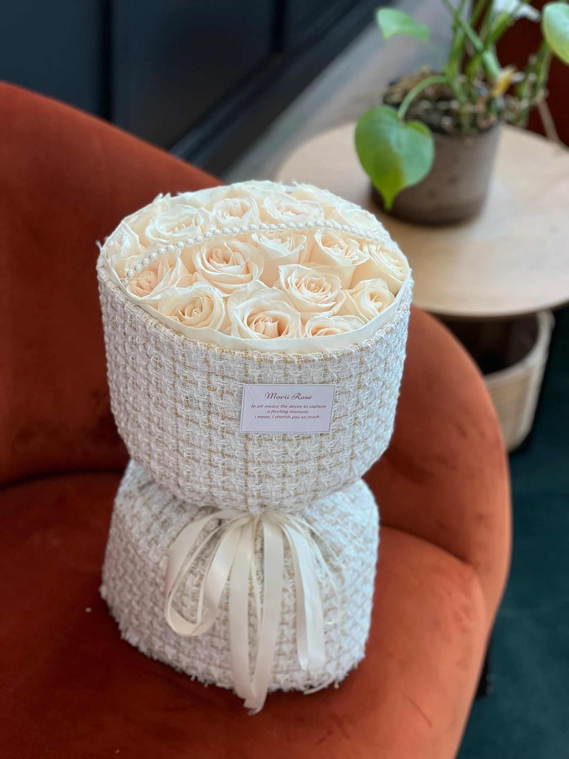19 White vendela-Chanel