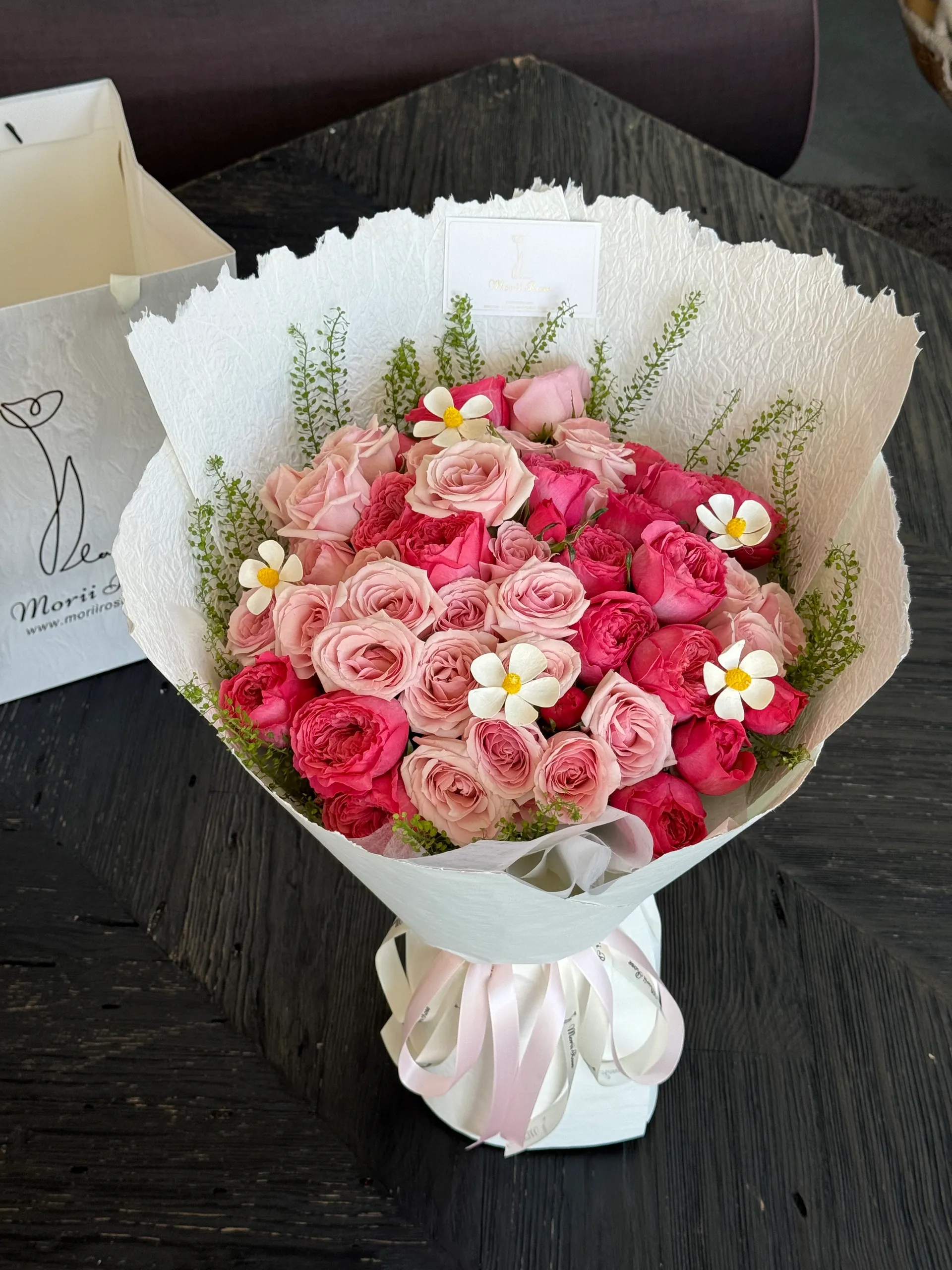 Freud Spray Roses &Pink O'hara | Morii Rose